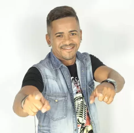 Carnaval chegando e Banda Pegada de Boyzinho mistura o forró com o frevo para o carnaval