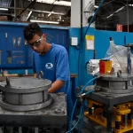 Indústria: queda de 1,3% no primeiro trimestre interrompe trajetória de alta