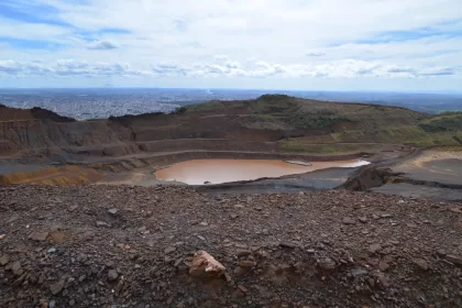 Minério de Ferro: liminar da Justiça permite mineração na Serra do Curral, em Belo Horizonte (MG)