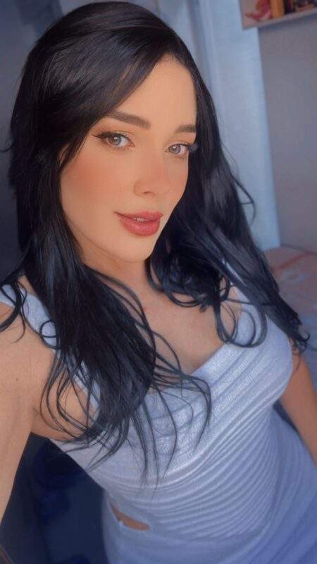 Após ficar solteira, Musa do Palmeiras faz viagem pela Argentina