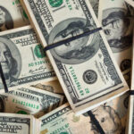 Dólar encerra último pregão a R$ 5,89, em alta de 0,67%