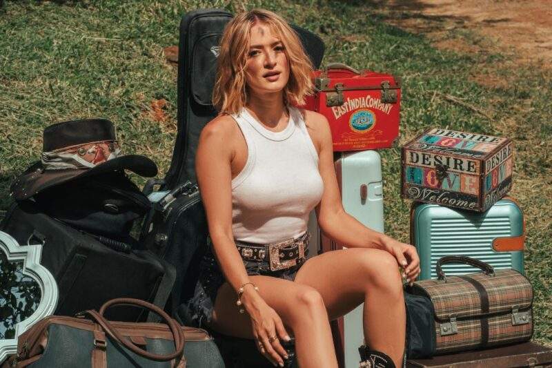 Isabella Gaspary resgata raízes e memórias no novo single “De Onde Eu Vim”