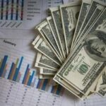 Dólar conclui último pregão em alta, cotado a R$ 5,54