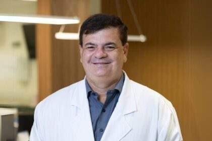 Dr. Gustavo Peixoto integra equipe brasileira em evento internacional de cirurgia robótica