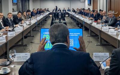 Tarifaço: Indústria organiza missão empresarial aos EUA para discutir possível aplicação das medidas tarifárias
