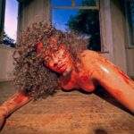 Cayo Real ressignifica a dor no resiliente e forte single “Com a Lírica”