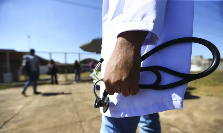 Piso da enfermagem: estados e municípios partilham mais de R$ 798,8 milhões, em setembro