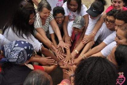 Outubro Rosa: Sobrevivi ao câncer e ajudo gratuitamente outros pacientes