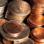 Dólar: moeda encerra último pregão em leve alta