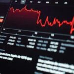 Ibovespa: dia termina em alta acima dos 141 mil pontos