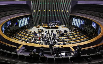 Semana do Congresso: parlamentares podem votar projeto da anistia e MP do Brasil Soberano