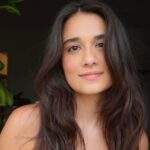 Amanda Azevedo celebra indicação de “Melhor Atriz de Comédia” no Rio Webfest