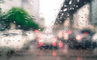 Clima em fevereiro: Inmet prevê chuva acima da média no Sudeste e Norte; Sul e Centro-Oeste em alerta