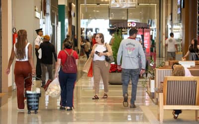 Discussão sobre fim da escala 6×1 deve ser feita depois das Eleições, defende deputado de SC