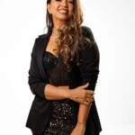 Versatilidade Musical Impulsiona a Carreira de Lídia Ronecy