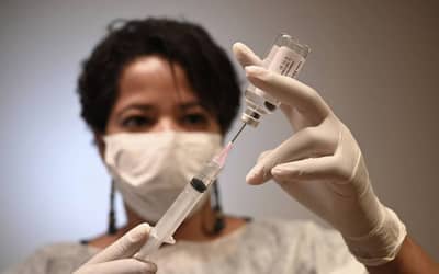 SESI promove Dia D de Vacinação do Trabalhador da Indústria e aposta em prevenção de doenças no ambiente de trabalho (15)