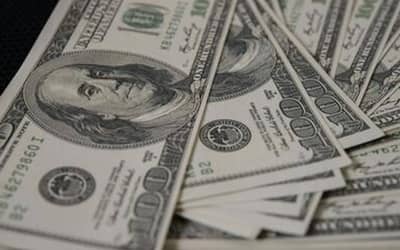 Dólar Encerra a Quinta-feira Praticamente Estável, Cotado a R$ 4,99 (21)