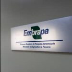 Embrapa e Grupo Carrefour Brasil assinam parceria para fortalecer a cadeia agroalimentar (2/05)