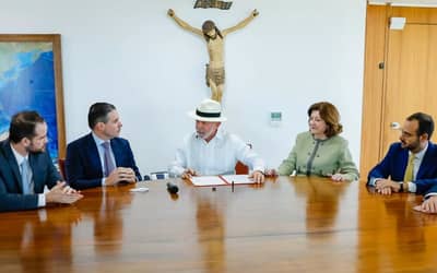 Governo Lula entrega projeto de aumento do limite de faturamento do MEI ao Congresso (29)