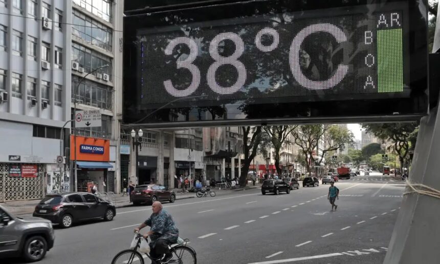 Brasil tem 90% de probabilidade de enfrentar El Niño forte de setembro a novembro (início de agosto de 2026)