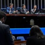 Senado adia PEC 221/2019 que extingue a escala 6×1
