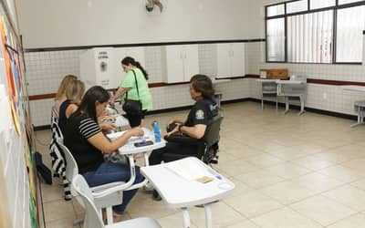 Flávio Bolsonaro lidera Centro‑Oeste e Norte na pesquisa Datafolha (1º)